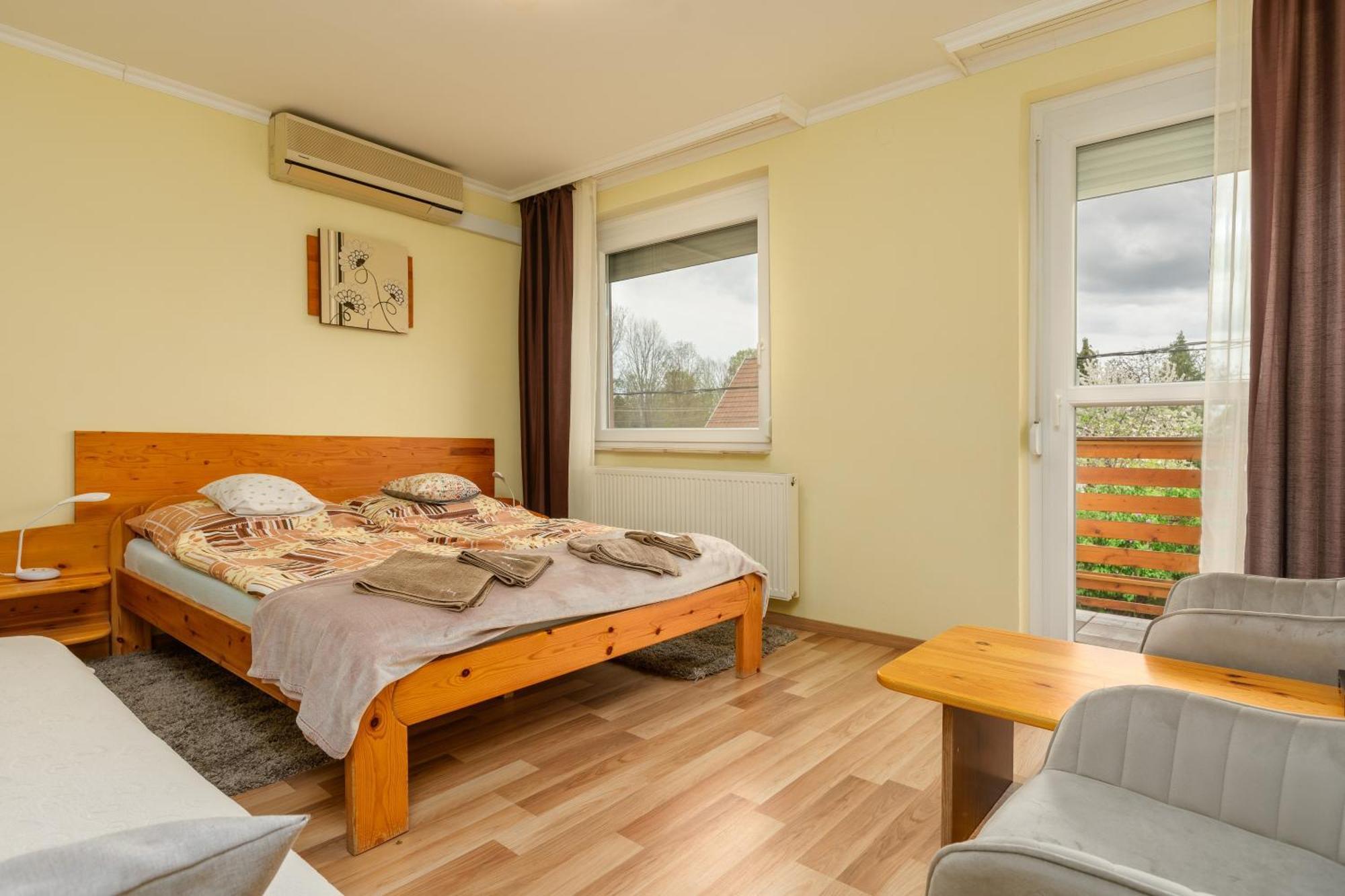 Janika Pension Vonyarcvashegy Bagian luar foto